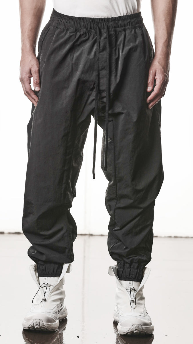 THOM KROM - WOVEN LOW CROTCH TROUSERS MP 48, IN BLACK – Springsioux